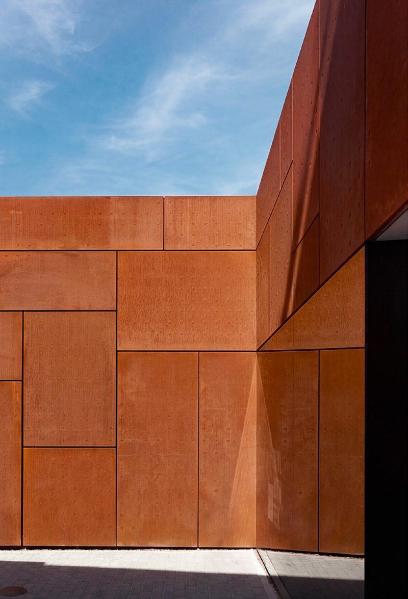 Facade material detail